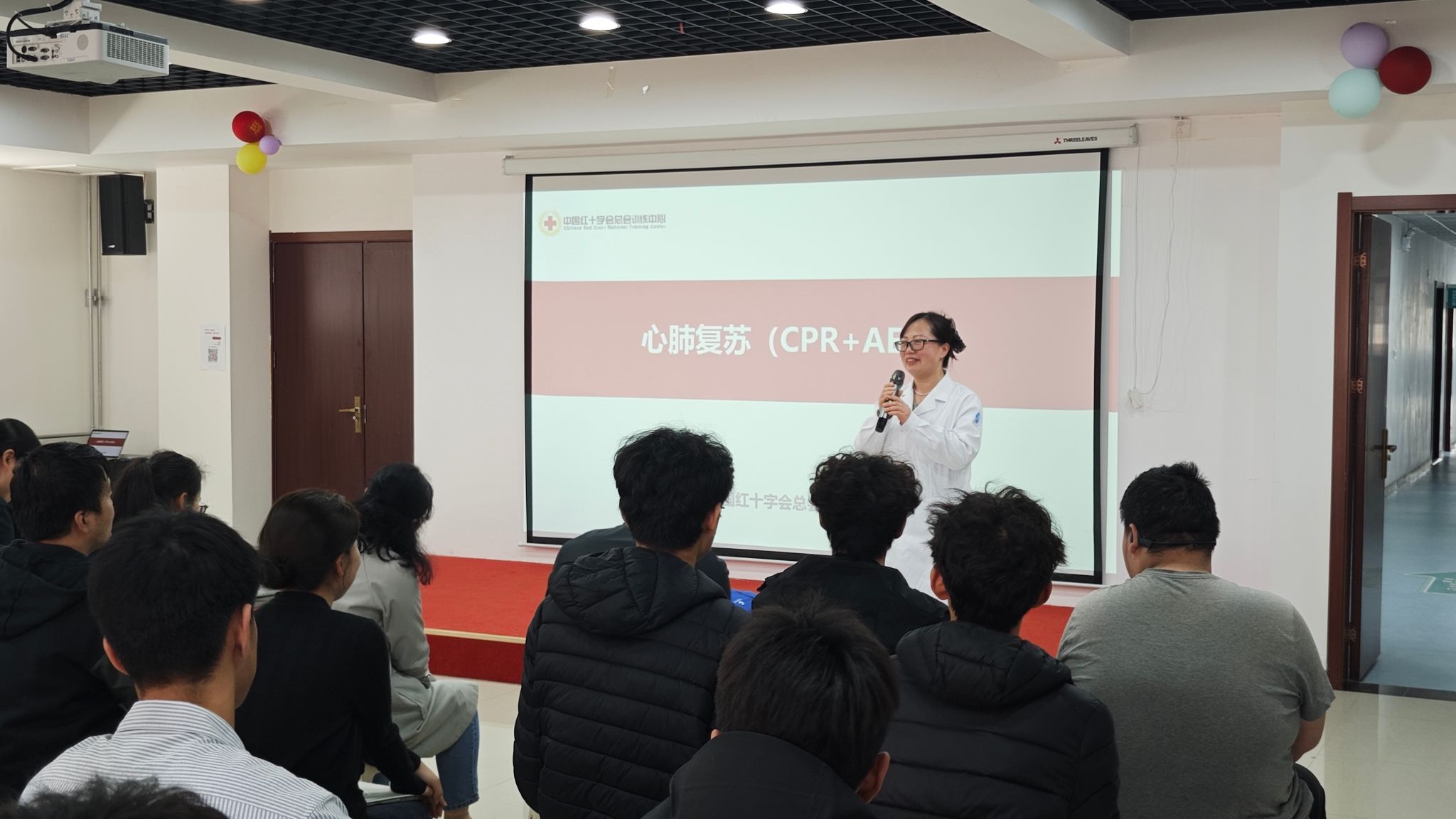 efa8ff3425543715a7d6220df849aa16